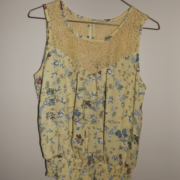 Anthropologie Tops - E (Hanger) M Yellow Floral Blouse S